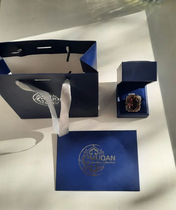 Продам кольцо серебрянное