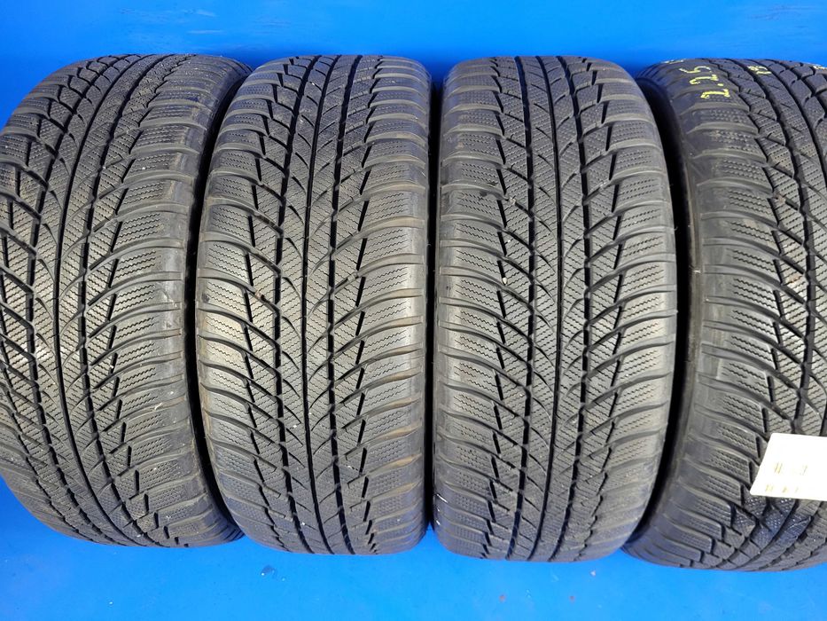 Vand set 4 anvelope an 2023 ca Noi m+s - 225 45 18 Bridgestone Blizzak