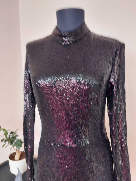 Официална рокля с паети HM