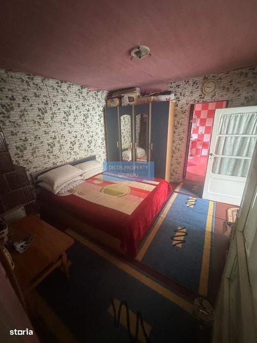 Casă de vânzare – Strada Mugurilor