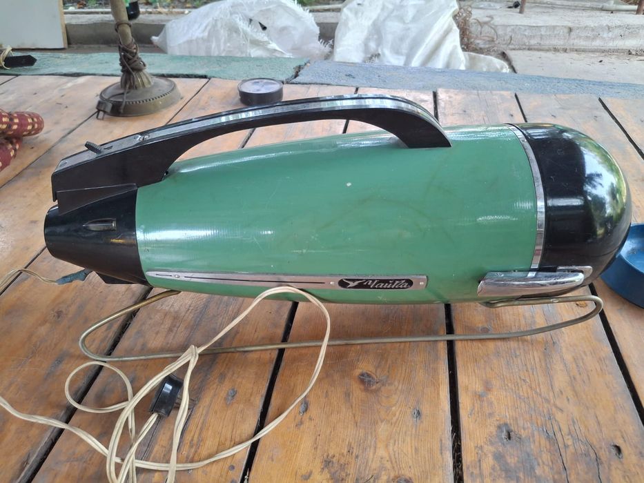 Продам пылисосы раритет