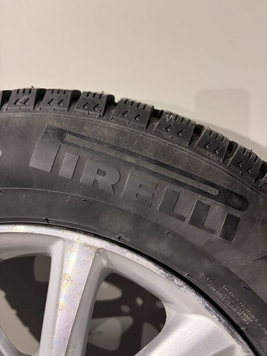 Зимняя резина Pirelli ice zero