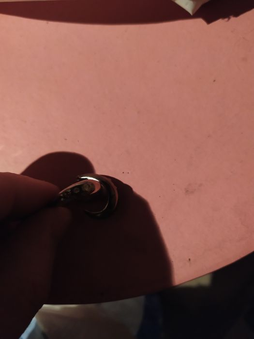 Продам женские серьги.