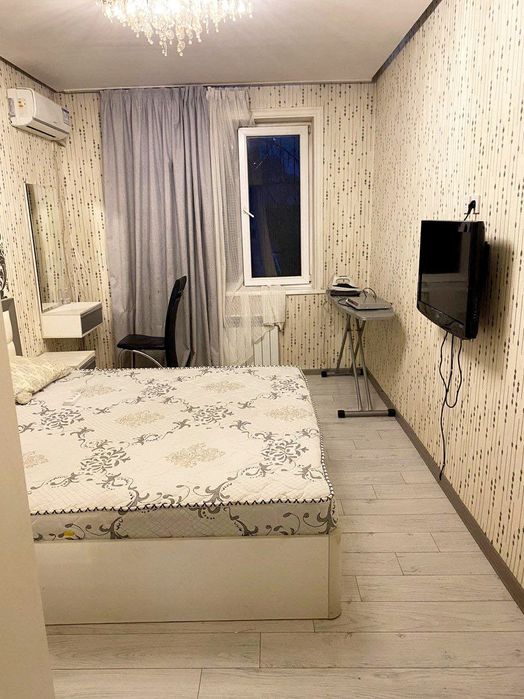 Продаётся квартира в р-не Мирабад, ЦУМ(Ц-7), 2/4/4