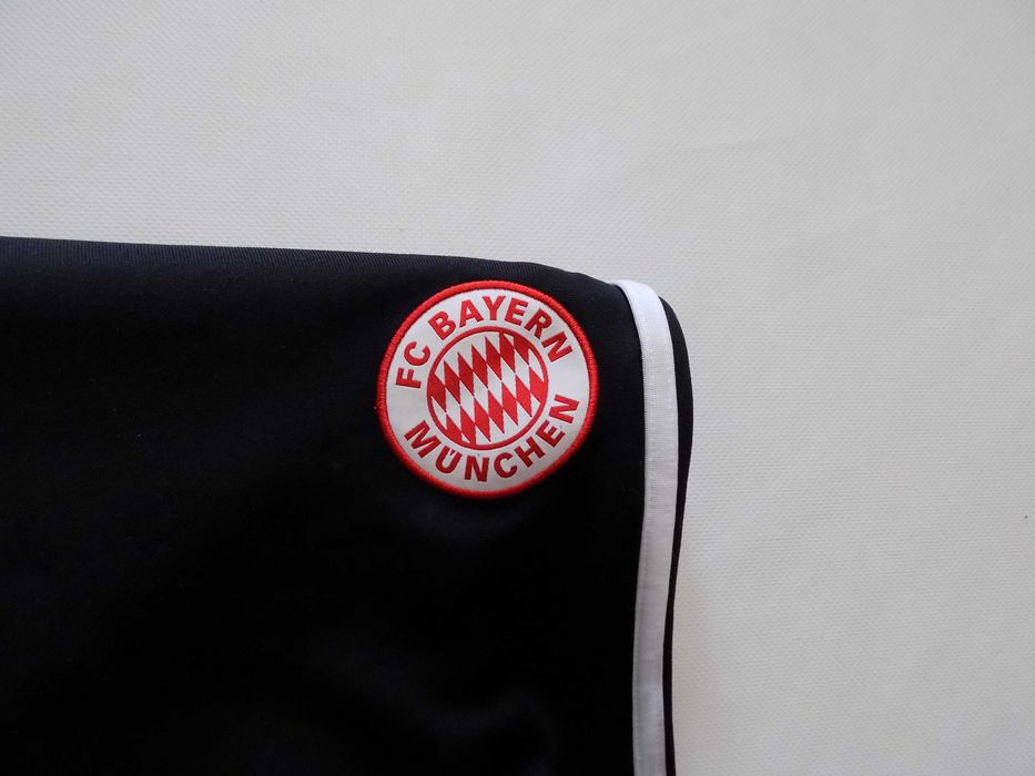 футболен анцуг bayern munich adidas екип долнище мъжки оригинален L/XL