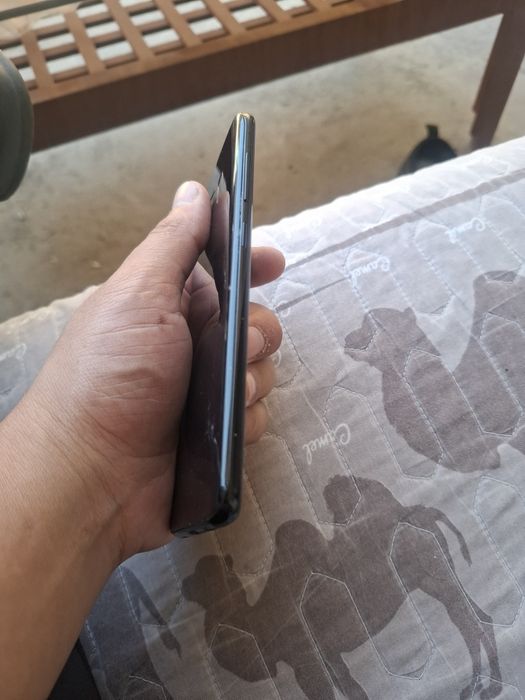 Galaxy S8 // duos sotiladi