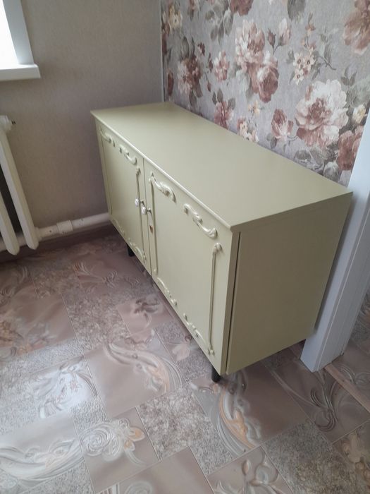 Продается тумбочка