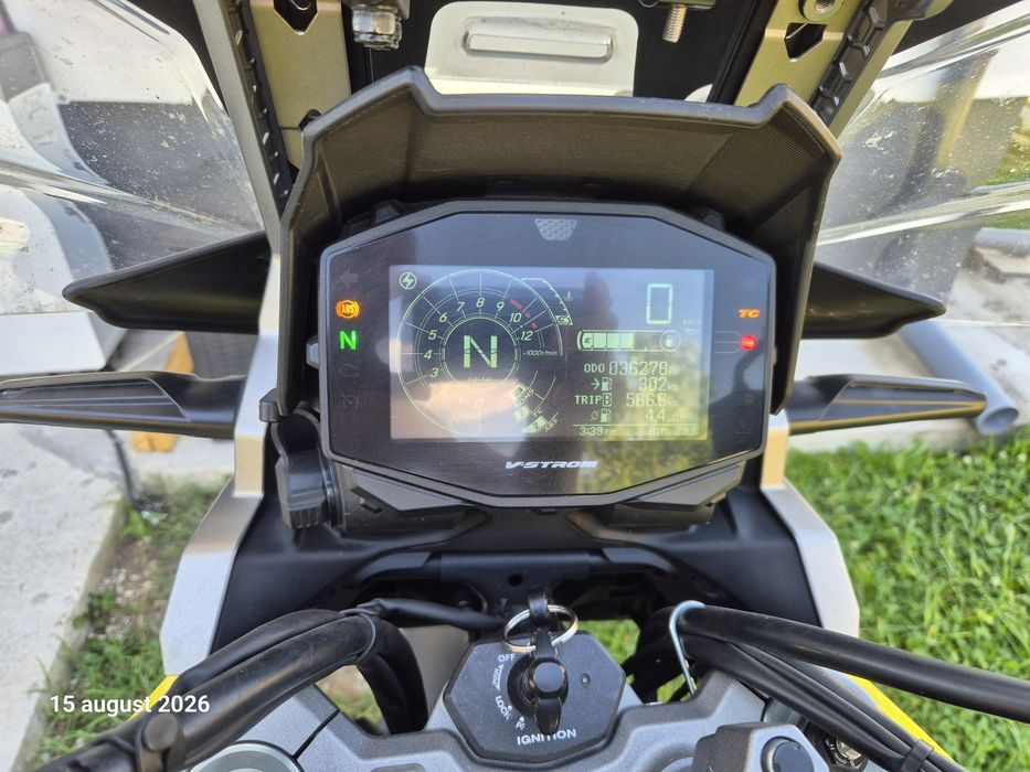 Suzuki V-strom 1050