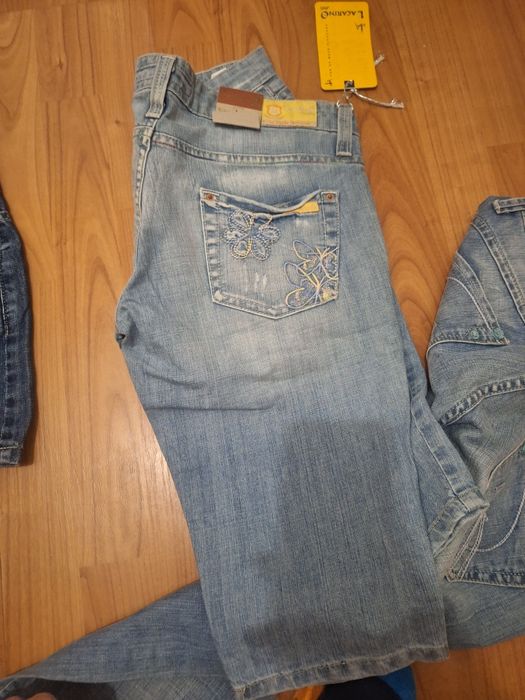 (За всичко 10лв)Дънки и поли  чисто нови малки размери