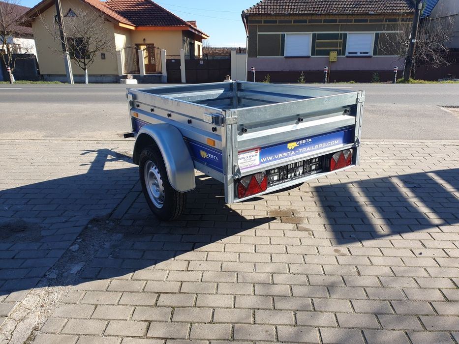 Remorca Vesta 15 Light 450 kg 1.51 m x 1,15 m basculabila