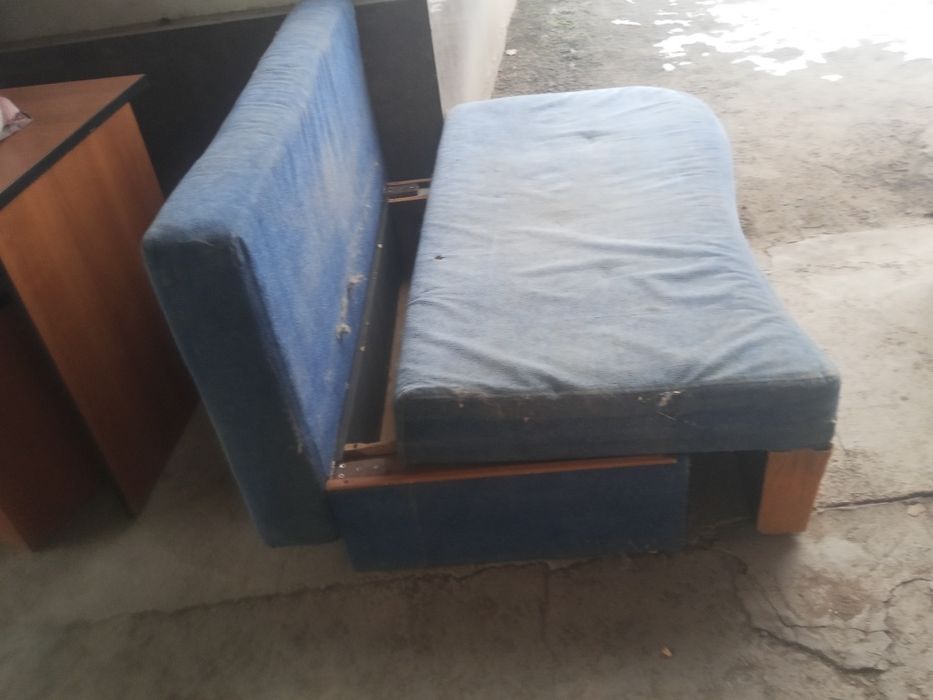 Отдам мебель срочно: бесплатно!!!