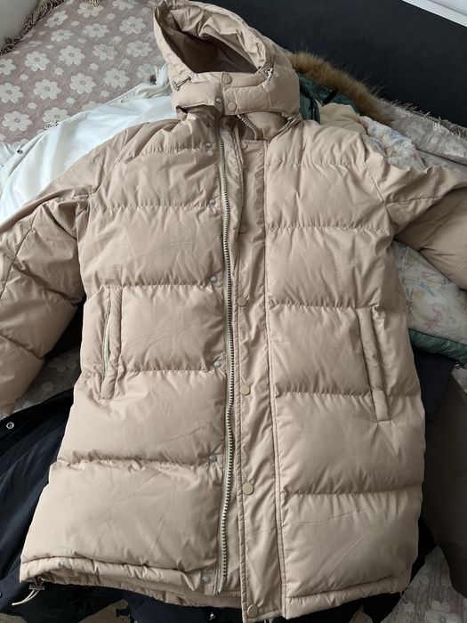 Куртки по 5000 тыс тенге