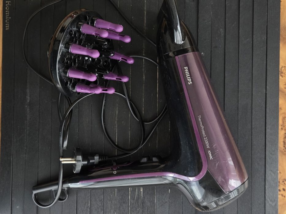 Фен Philips ThermoProtect 2200W/Расческа-выпрямитель Philips