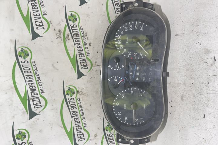 Ceasuri bord P8200072506 Opel Astra F