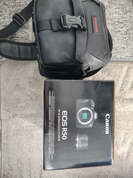 Camera foto- video  Canon EOS R50 nou