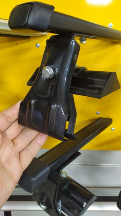 Багажник на крышу автомобиля