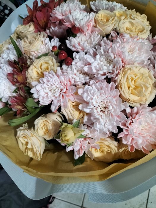 Продам цветы. Свежие 5000 тг недорого