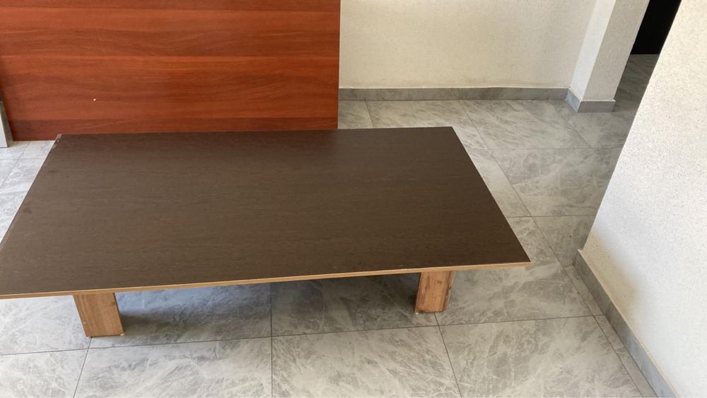 Продаю 3 стола по 1,5 метра