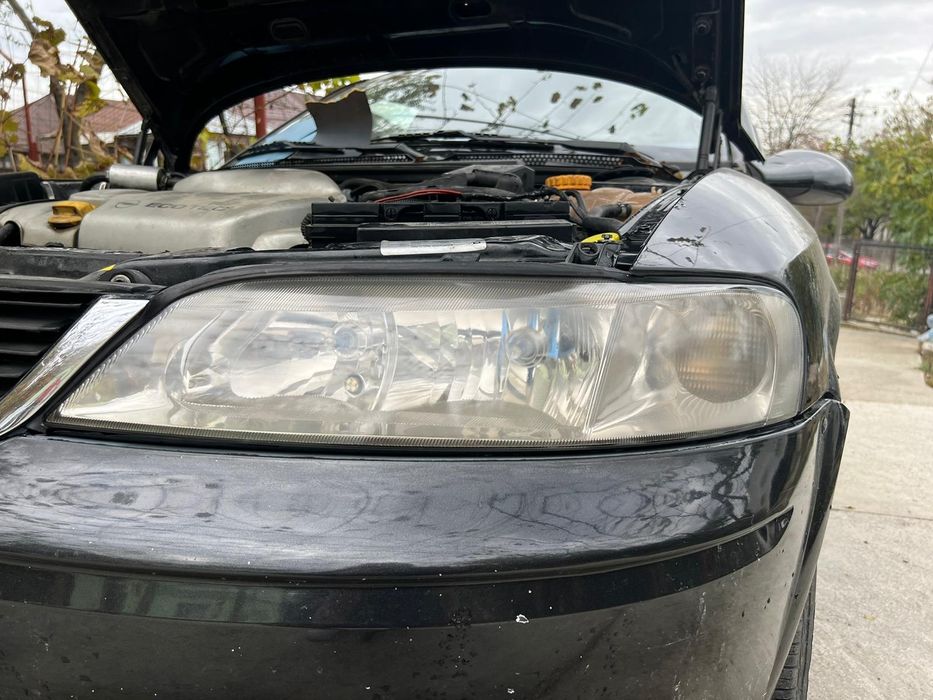 Polish faruri clasic sau prin polimerizare cu deplasare la client