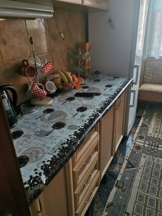 Vand apart.3 camere str.Motorului 4