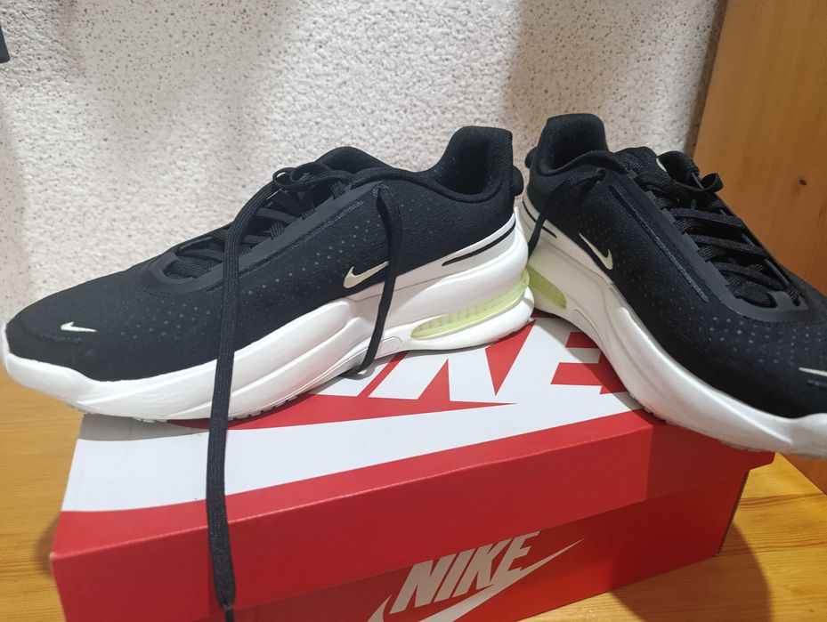 Маратонки  Nike