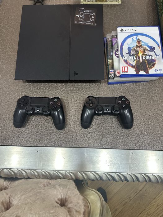 Sony play station 4