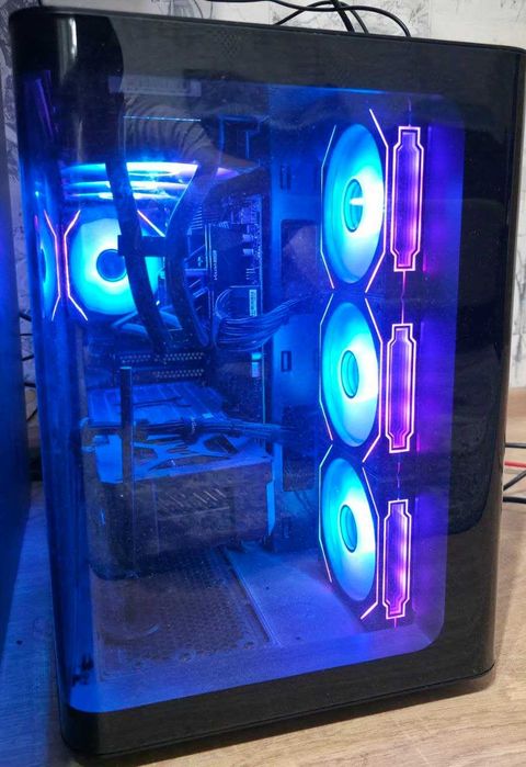 Продам компьютер ryzen 7 9800x3d rtx 5070ti