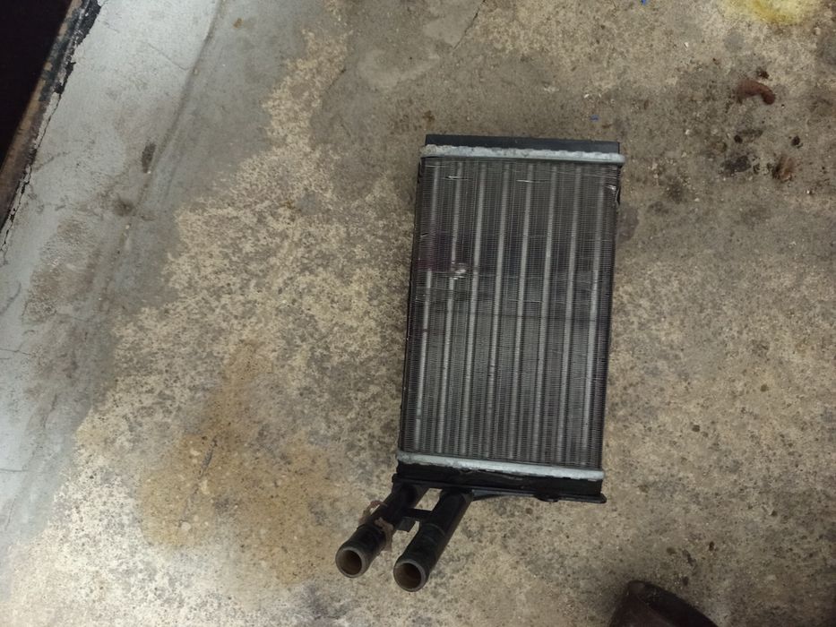 Радиатор печки Febi на Ауди 80 Б3