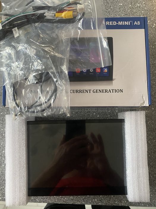 Продам Автомагнитолу андроид Red mini A 8