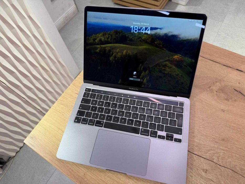 MacBook Pro M1 2020 – 16GB RAM – 512GB SSD –