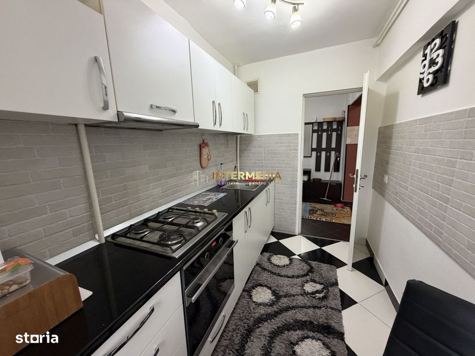 Inchirere Garsoniera 34 mp CETATE Flanco Etaj intermediarr Balcon Parc