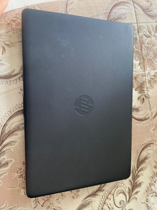 Продам обмен на планшет ноутбук НР