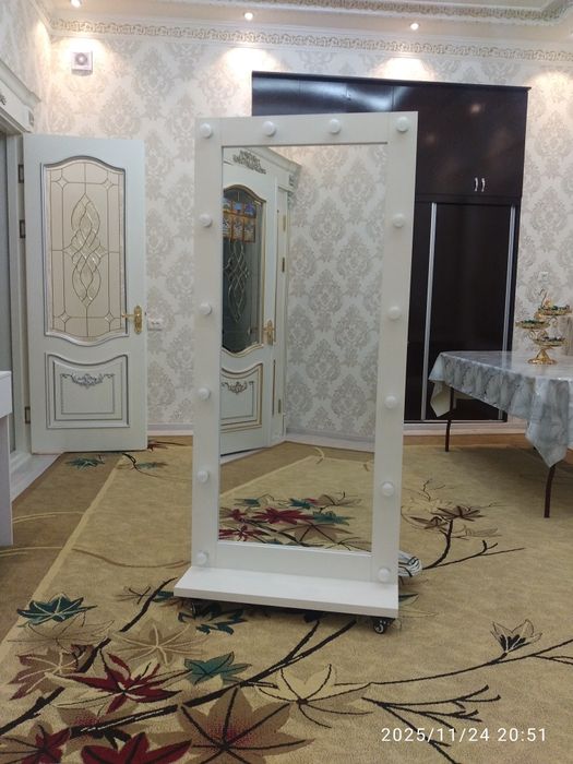 Зеркало лед новый срочно продам цена