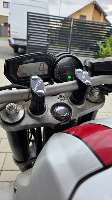 Motor Yamaha FZ1 cadru cu acte bord evacuare