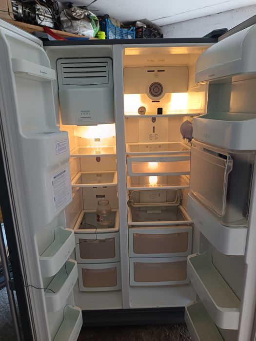 Combină frigorifică Ariston 480 litri