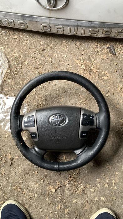 Запчасти на Крузак 200 в оригинале