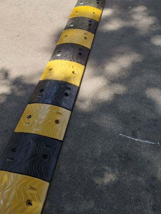 Лежачий полицейский 4см 5см lejachiy bordyur