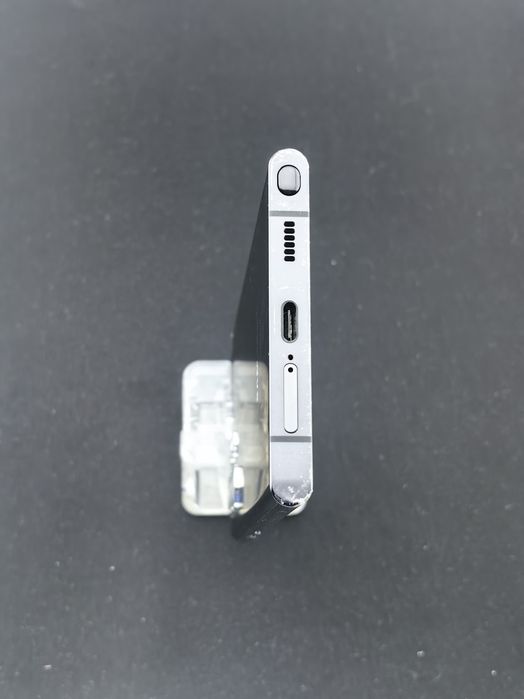 Samsung Galaxy S22 Ultra  128 GB ID-uxa690