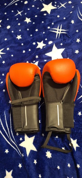 Manusi de box Outshock 10oz