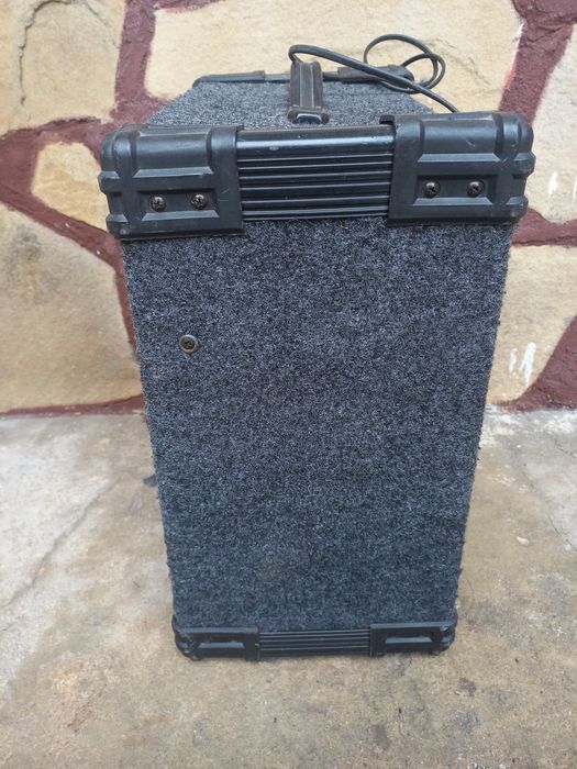 усилвател кубе за китара