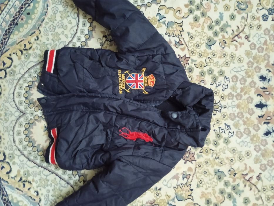 Детский комбинезон и куртки