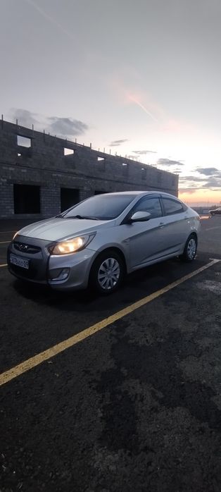 Хундай Солярис 2011