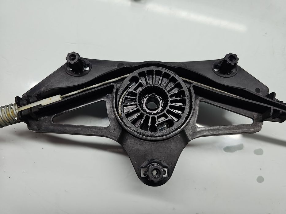 Macara electrica geam dreapta spate Skoda Octavia 3 (5E3) [Fabr 2012-2