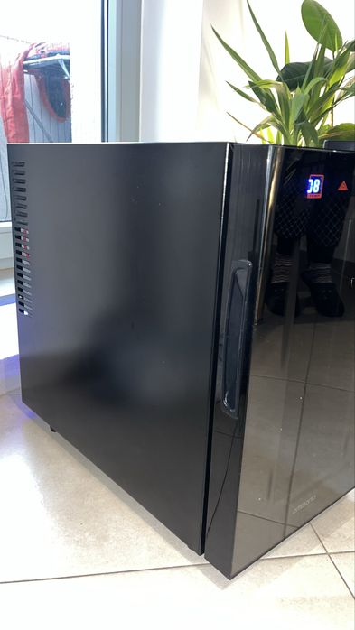 Mini frigider  functional