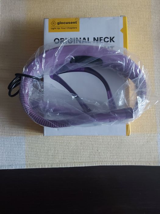 Lampa citit noua la cutie