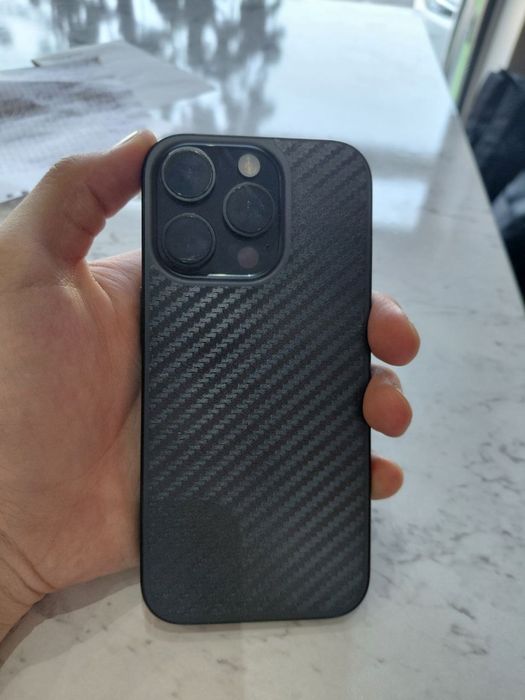 iPhone 16 pro tinniq