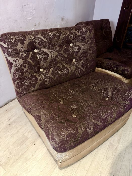 Продам 2 кресла - кровати (комплект)