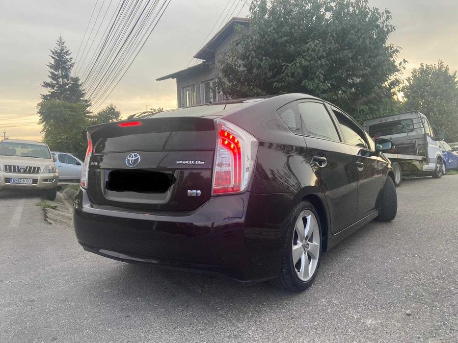 Stop stanga Toyota Prius 3 2012 facelift