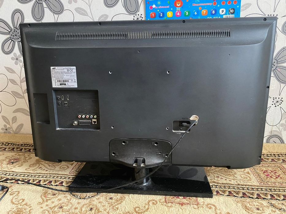 Продам.  Телевизор