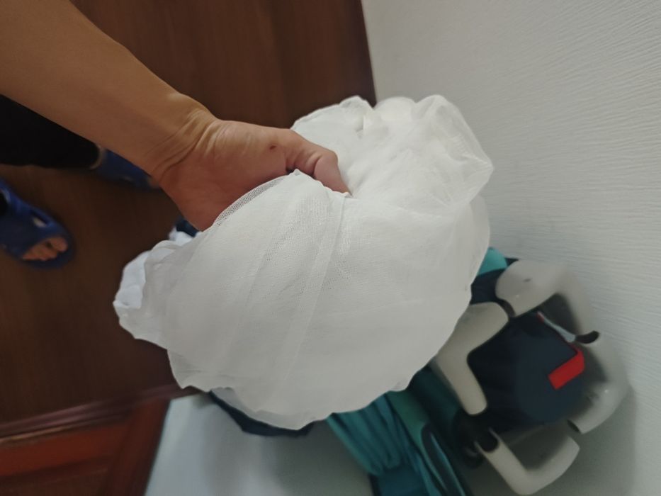 Манежка почти новая с матрасом продам